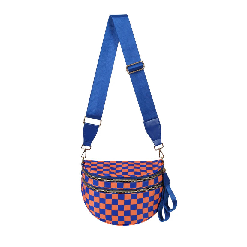 GoFree - The Roomiest Bum Bag (Checkered)